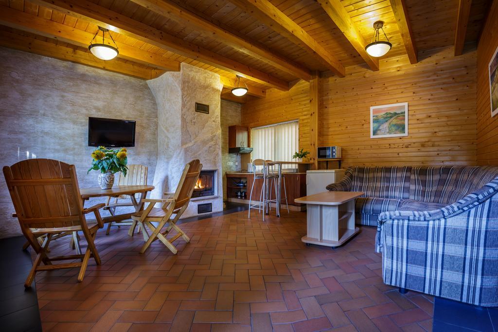 Vila Ambasada Šventoji エクステリア 写真